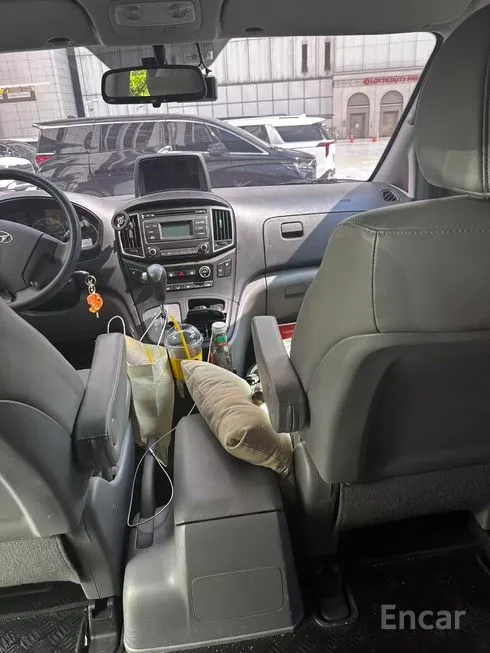 Hyundai Starex