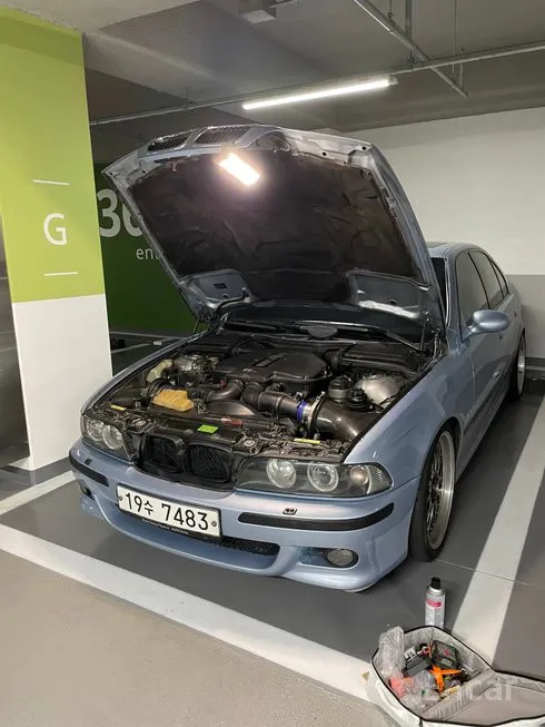 BMW M5