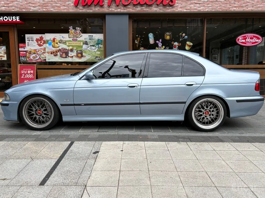 BMW M5