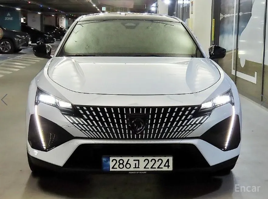 Peugeot 408