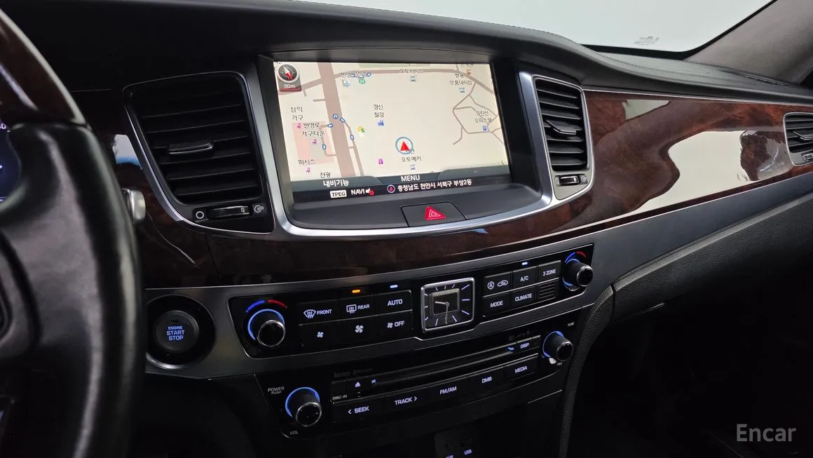 Hyundai Equus