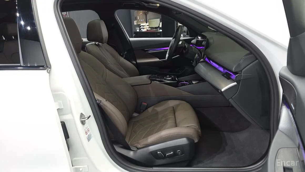 BMW i5