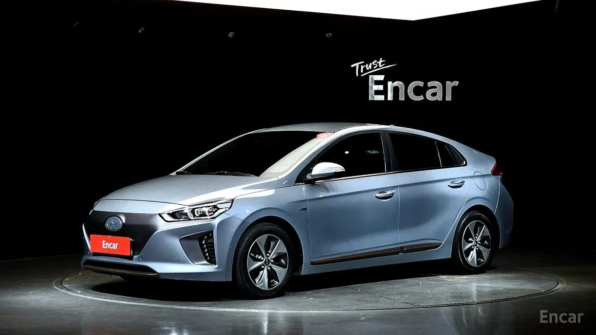 Hyundai Ioniq