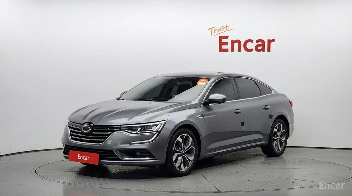Renault SM6
