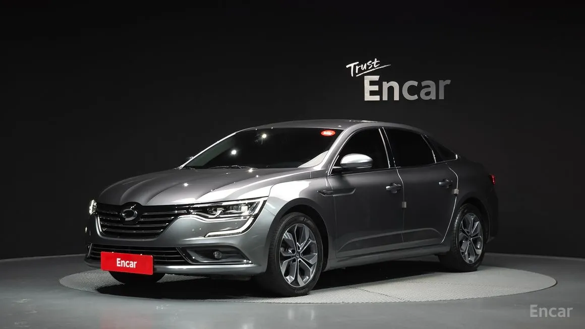 Renault SM6