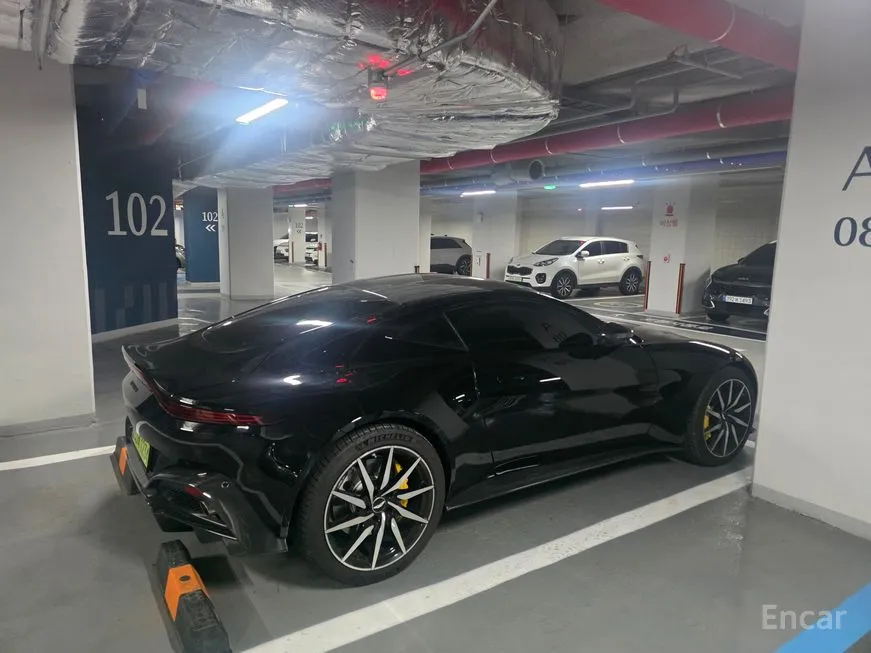 Astonmartin Vantage