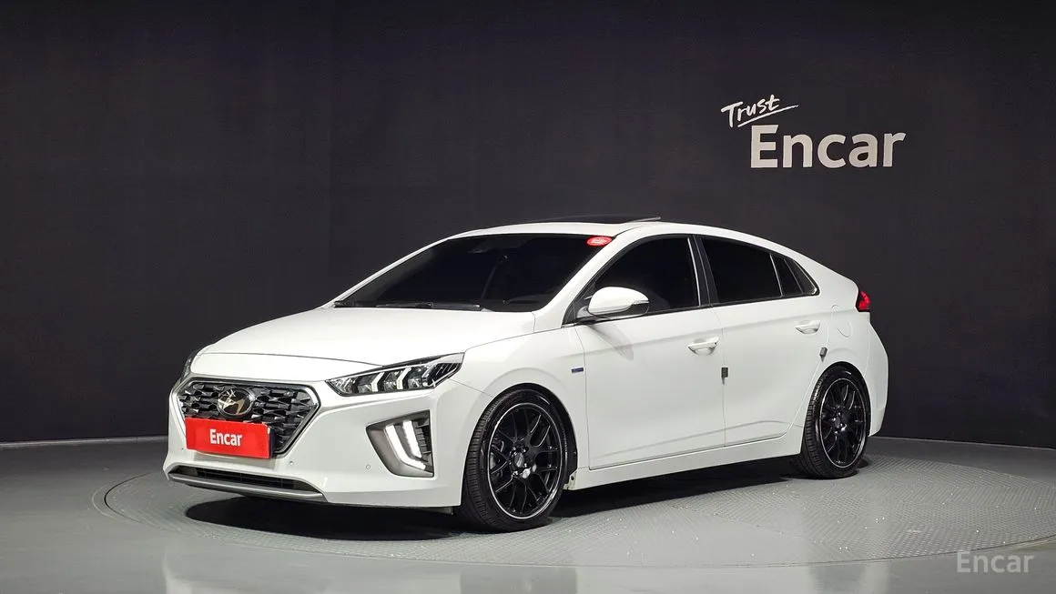 Hyundai Ioniq