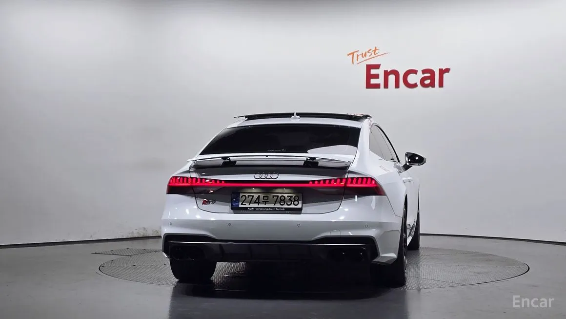 Audi S7