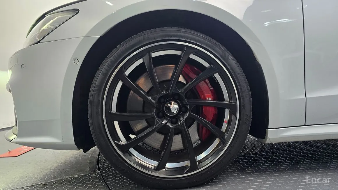 Audi S7