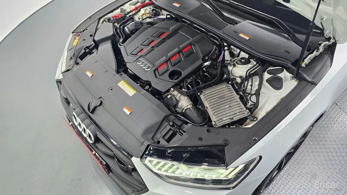 Audi S7