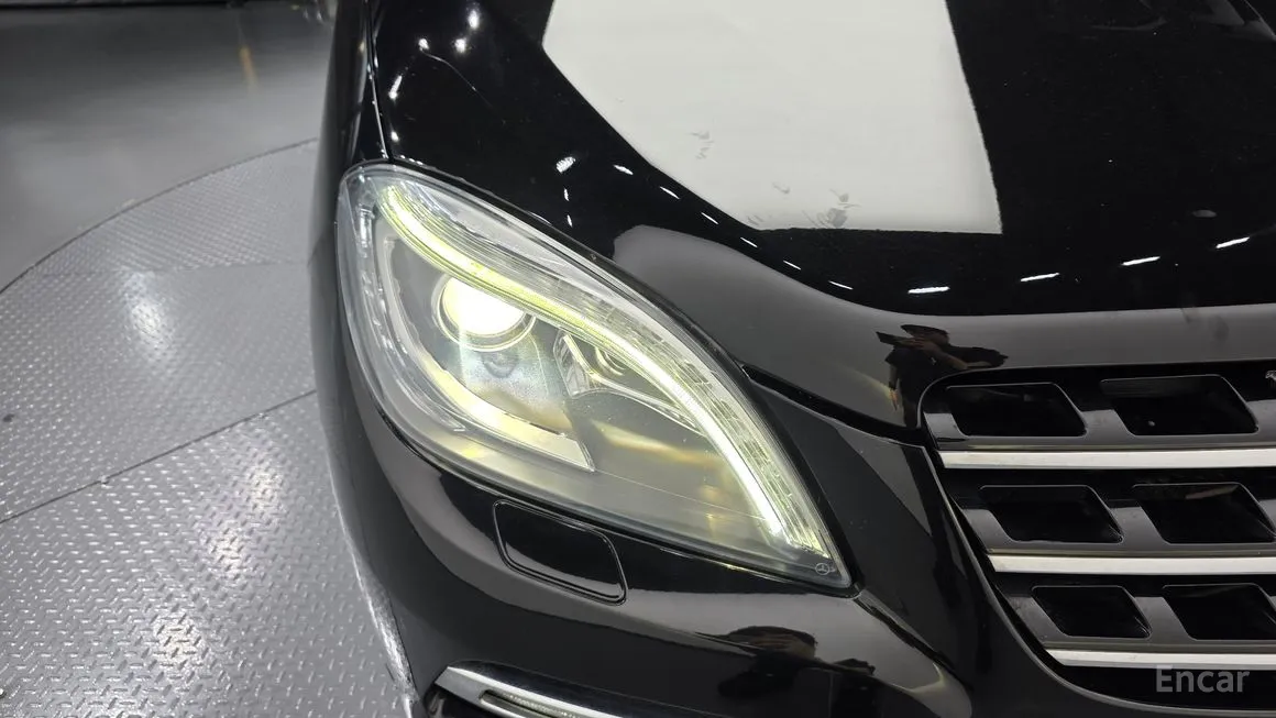 Mercedes-Benz M-class