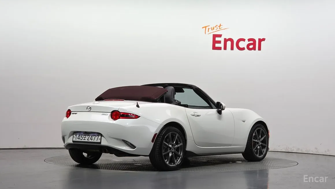 Mazda MX-5 Miata