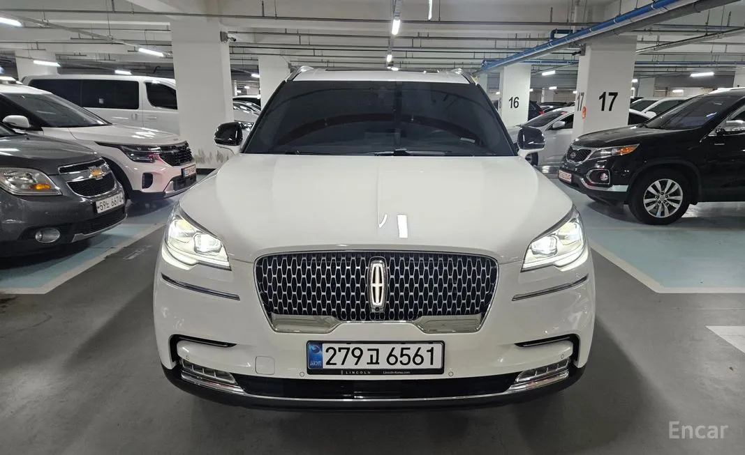 Lincoln Aviator