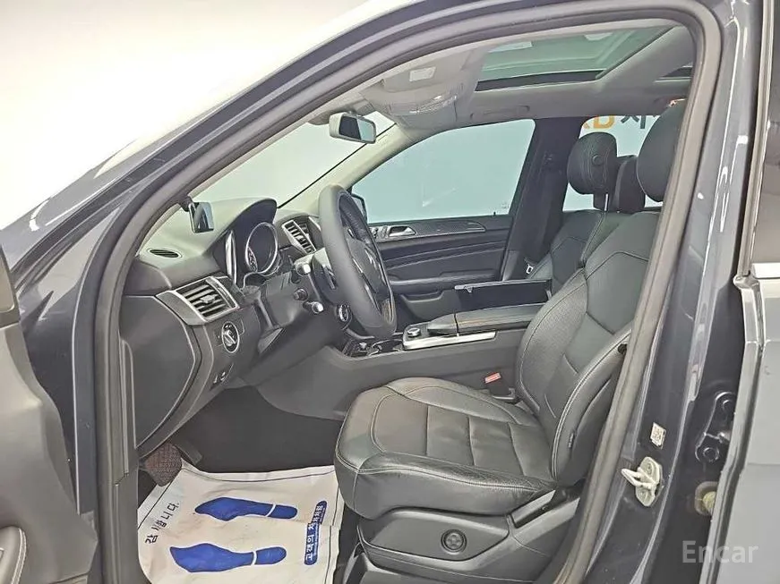 Mercedes-Benz M-class