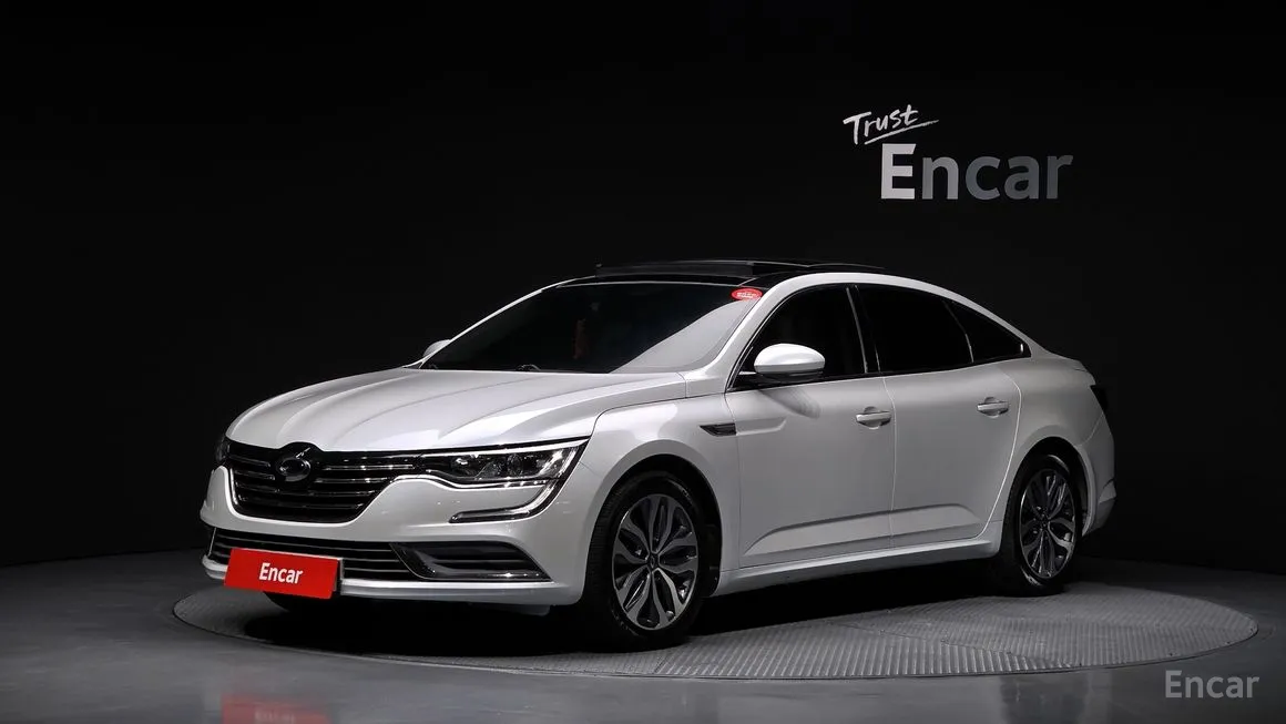 Renault SM6