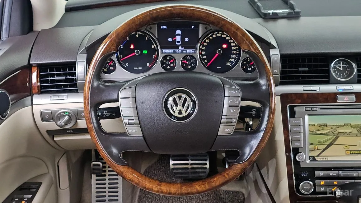 Volkswagen Phaeton
