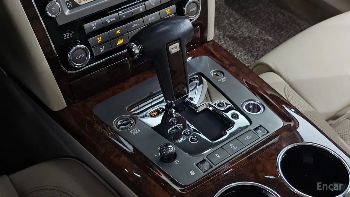 Volkswagen Phaeton