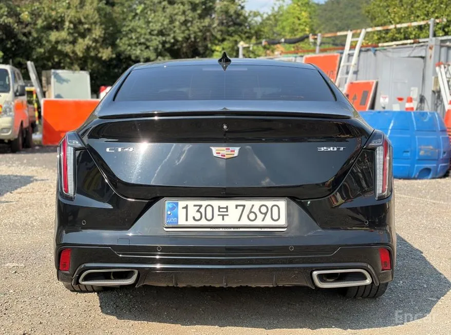 Cadillac CT4