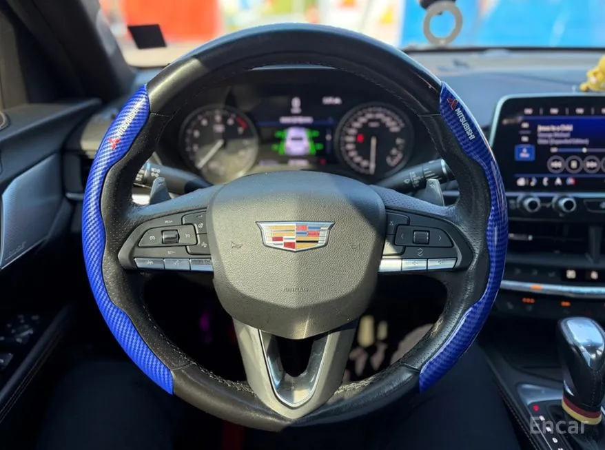 Cadillac CT4