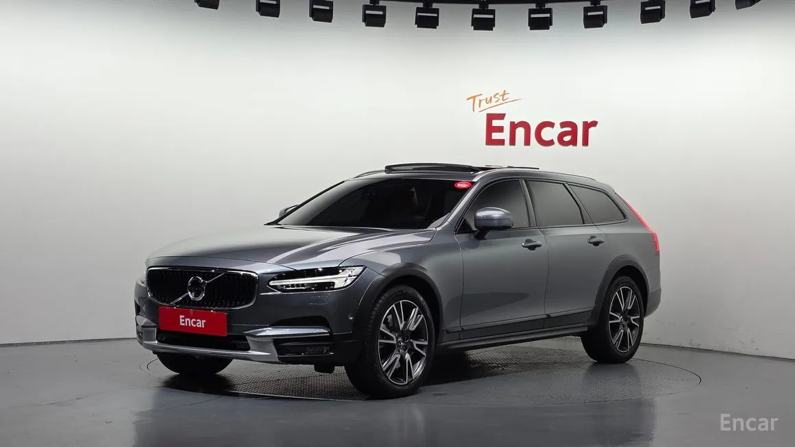 Volvo V90