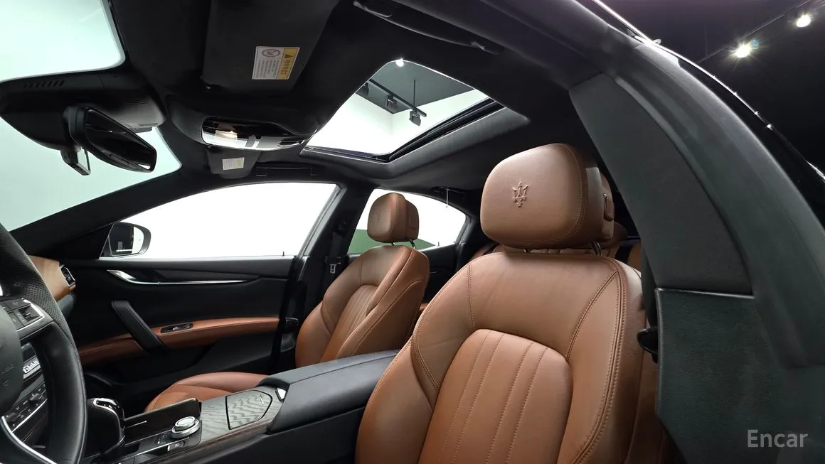 Maserati Ghibli