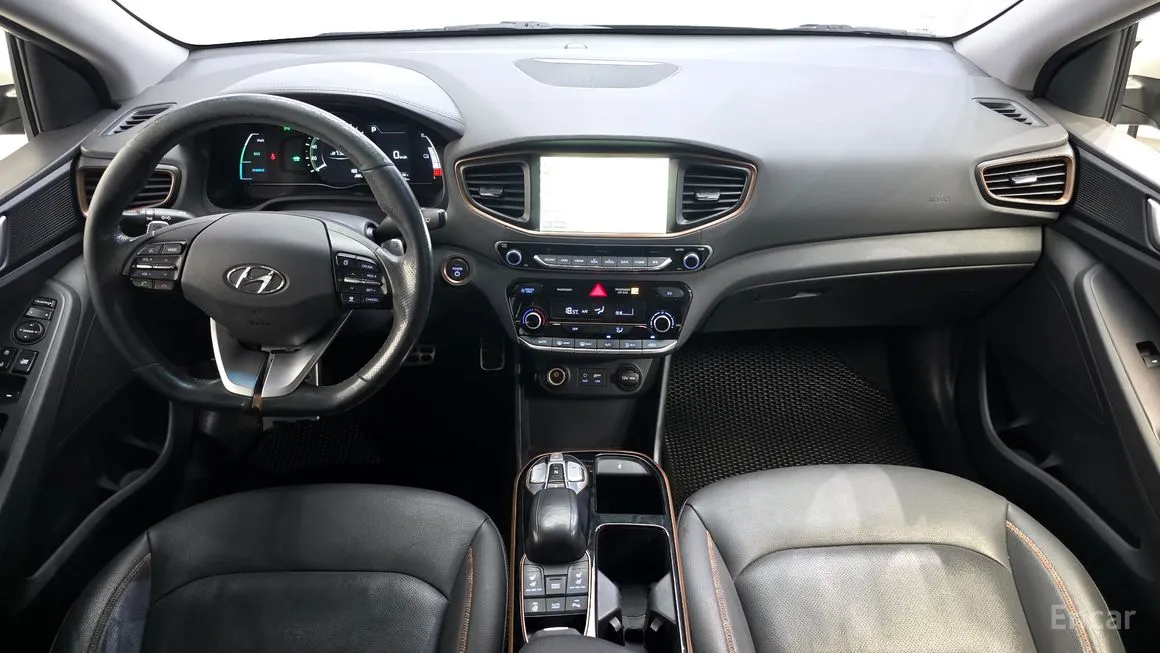 Hyundai Ioniq
