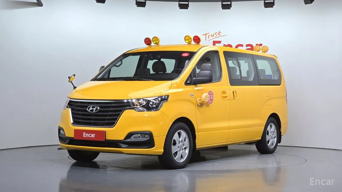 Hyundai Starex