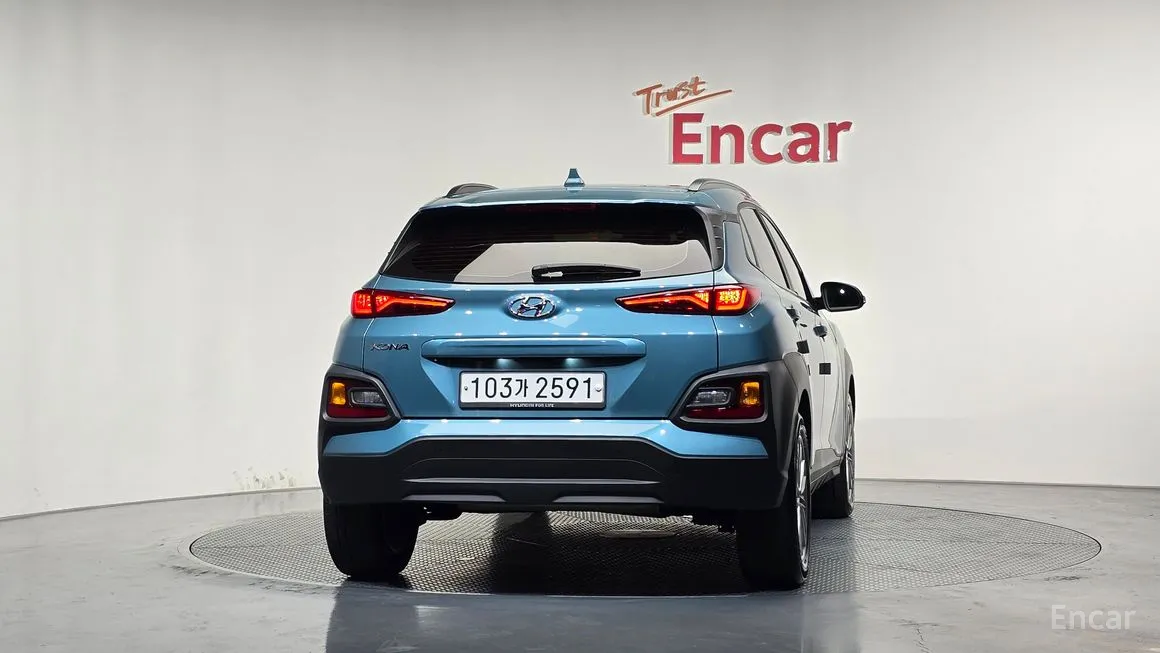 Hyundai Kona