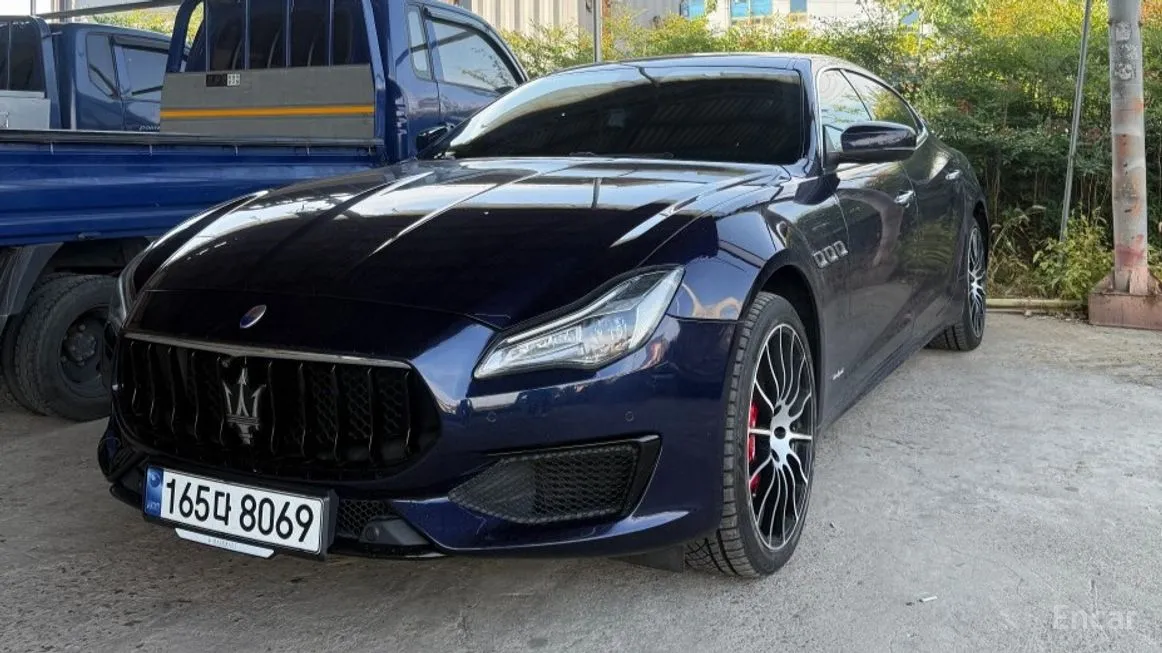 Maserati Quattroporte