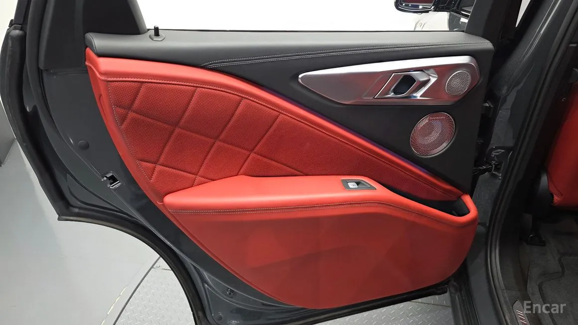 BMW XM