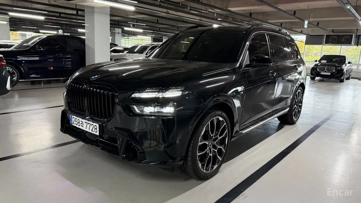 BMW X7