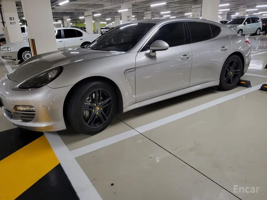 Porsche Panamera