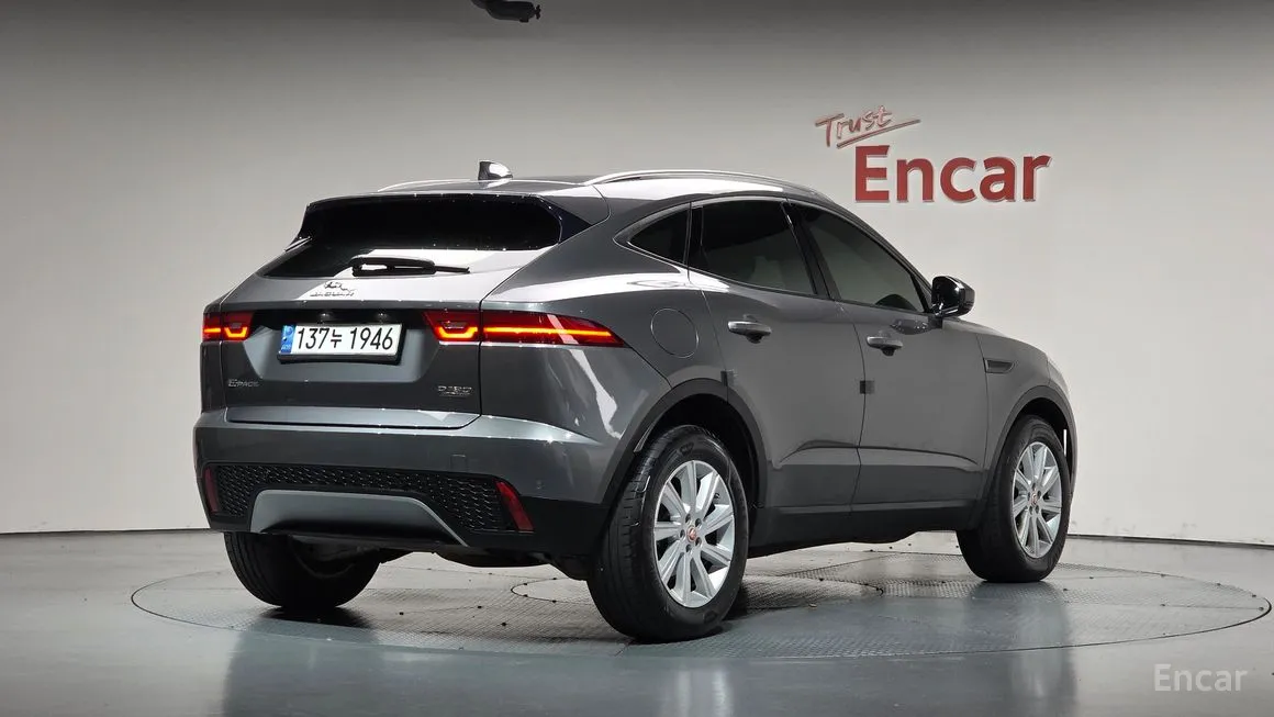 Jaguar E-PACE