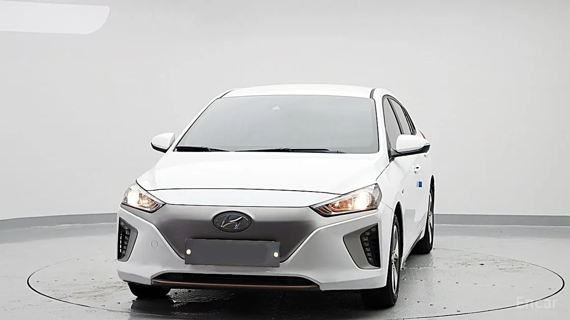 Hyundai Ioniq