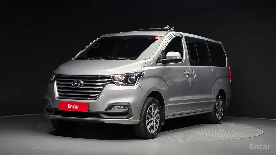 Hyundai Starex