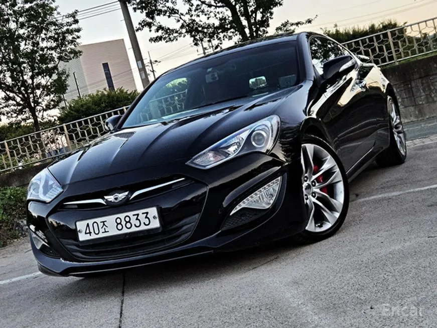 Hyundai Genesis