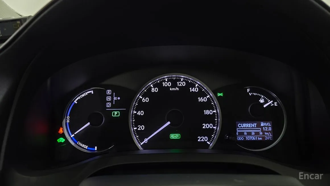 Lexus CT200h