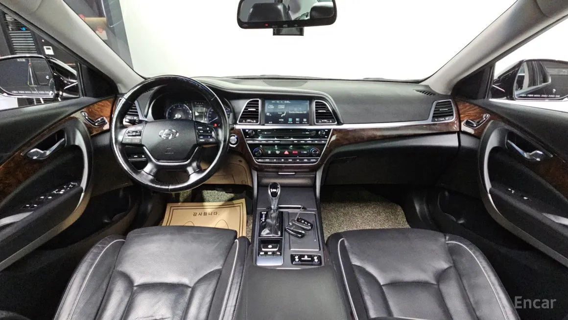 Hyundai Aslan