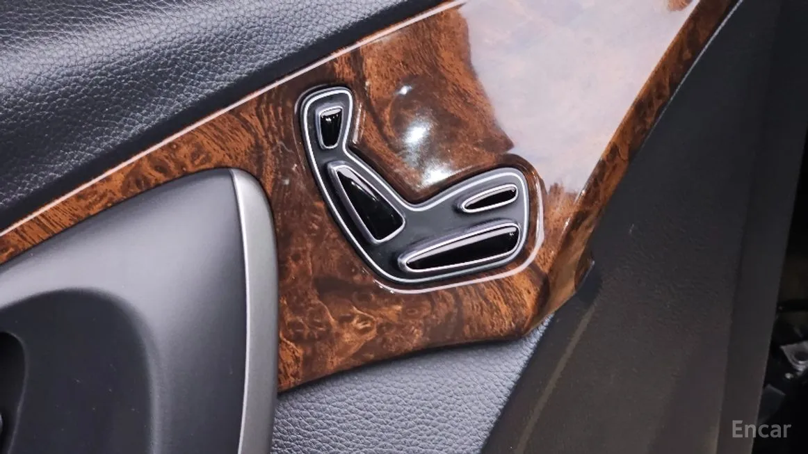 Hyundai Aslan