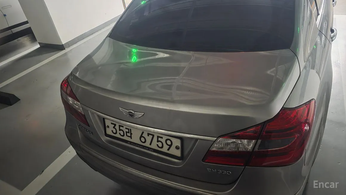 Hyundai Genesis