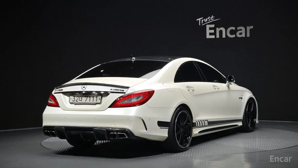 Mercedes-Benz CLS-Class