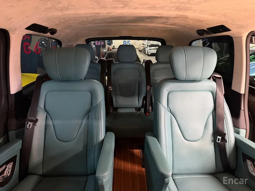 Mercedes-Benz V-Class
