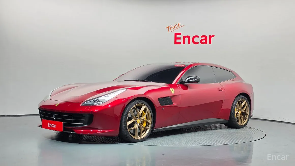 Ferrari GTC4 Lusso
