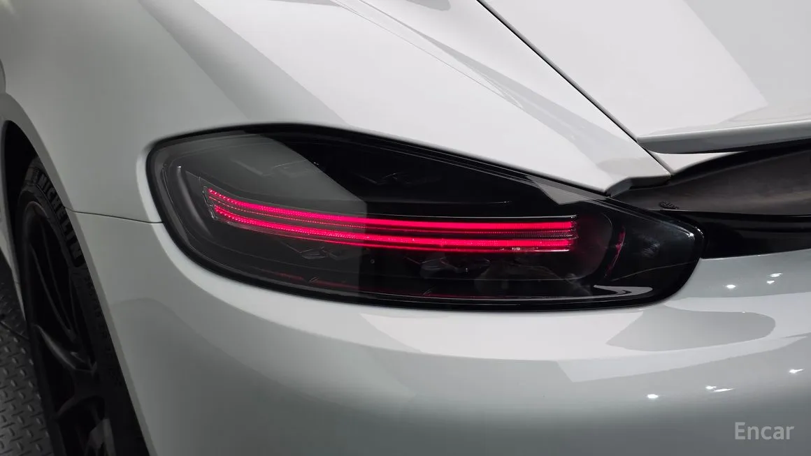 Porsche 718