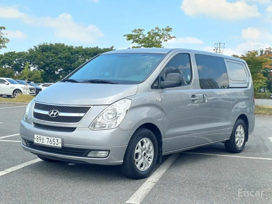 Hyundai Starex