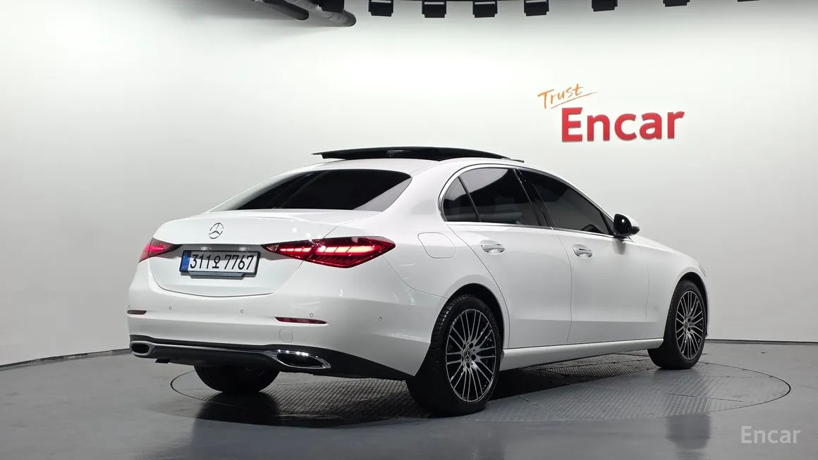 Mercedes-Benz C-Class