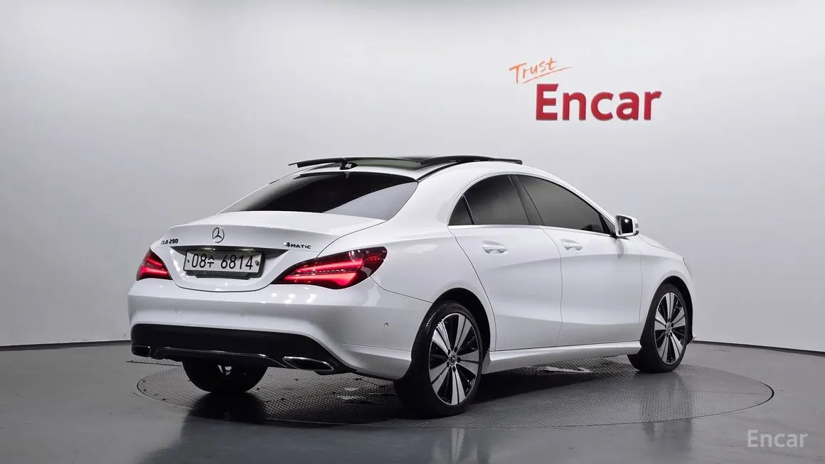 Mercedes-Benz CLA-Class