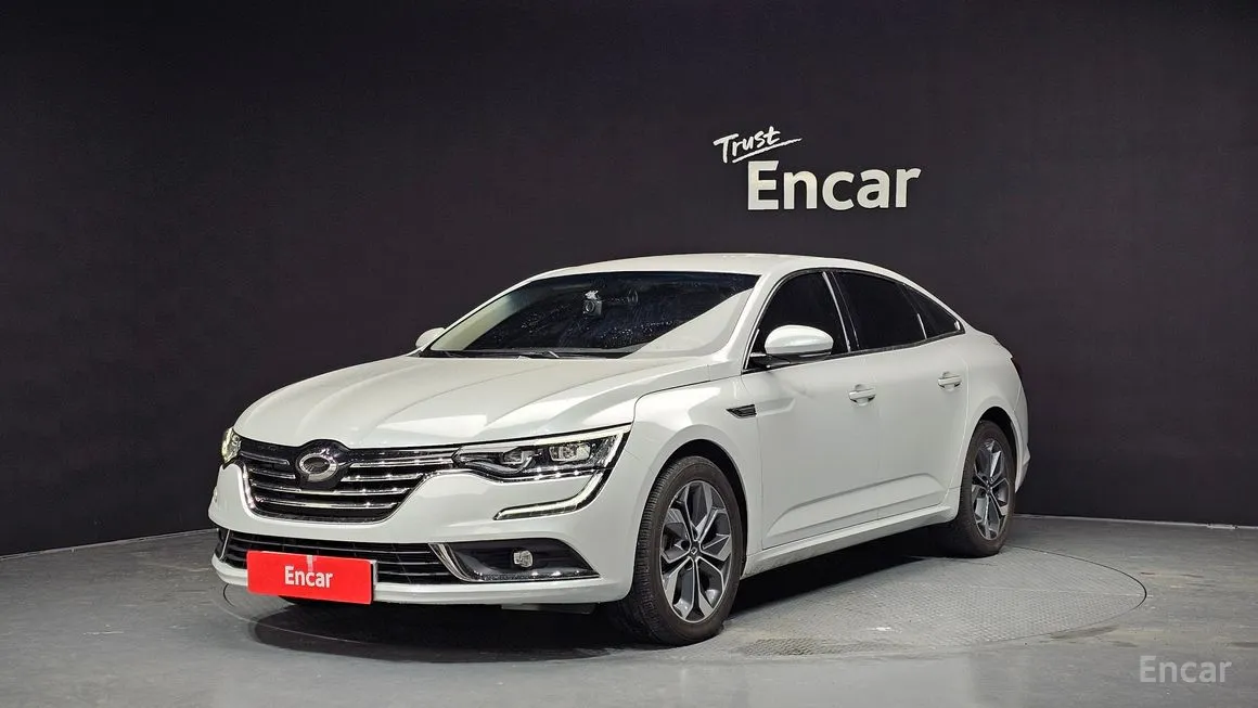 Renault SM6
