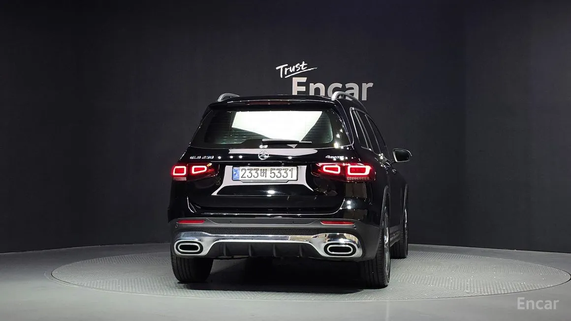 Mercedes-Benz GLB-Class