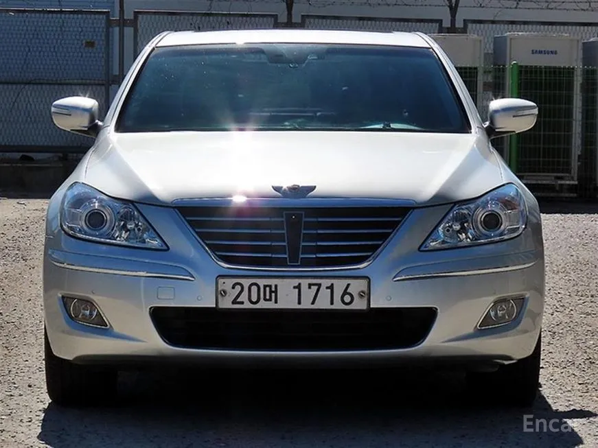 Hyundai Genesis
